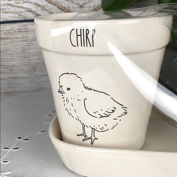 NWT Rae Dunn by Magenta Set of 3 Easter Flowers Pots - Picture 2 of 8